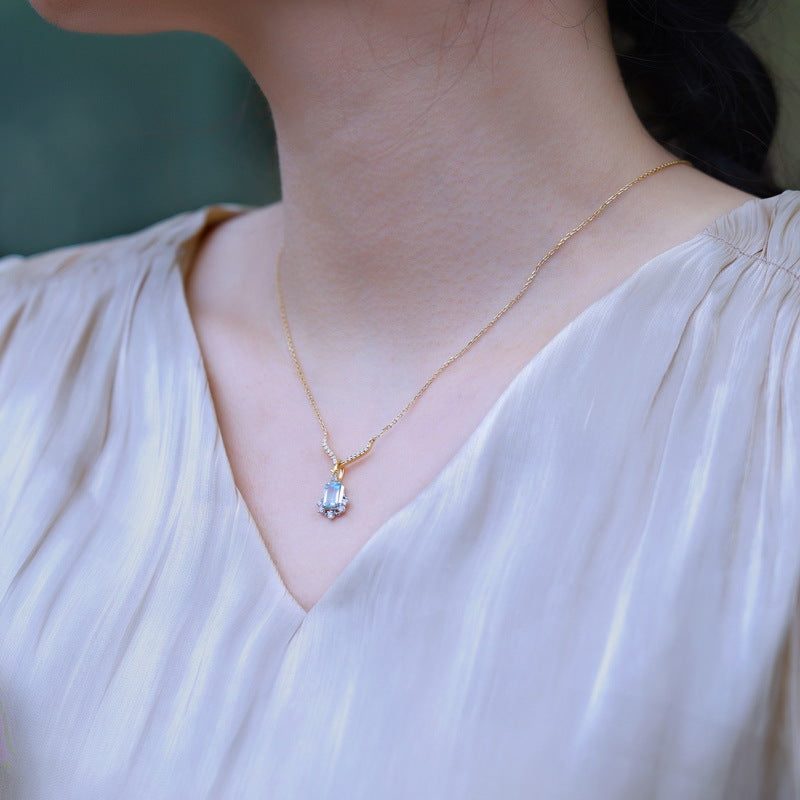 S925 Sterling Silver Jewelry Necklace Natural Sky Blue Topaz Gemstone Palace Style Necklaces