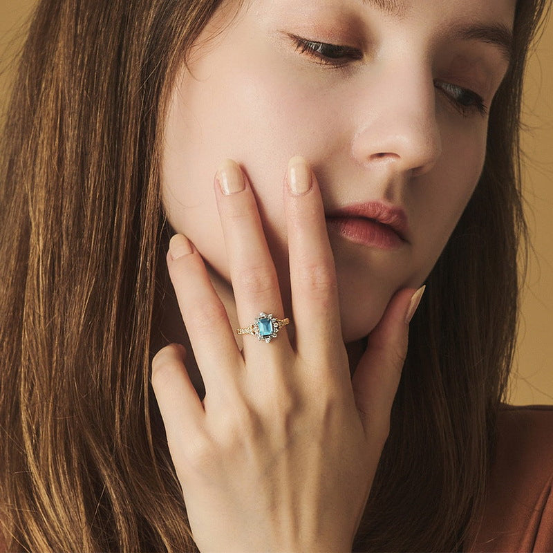 S925 Sterling Silver Jewelry Ring Natural Sky Blue Topaz Gemstone Palace Style Luxury Rings