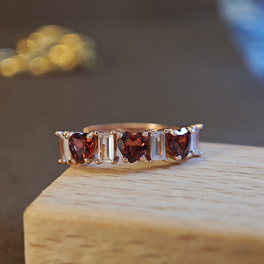 Natural Garnet Gemstone Fine Jewelry 925 Sterling Silver Heart Style Light Luxury Rings