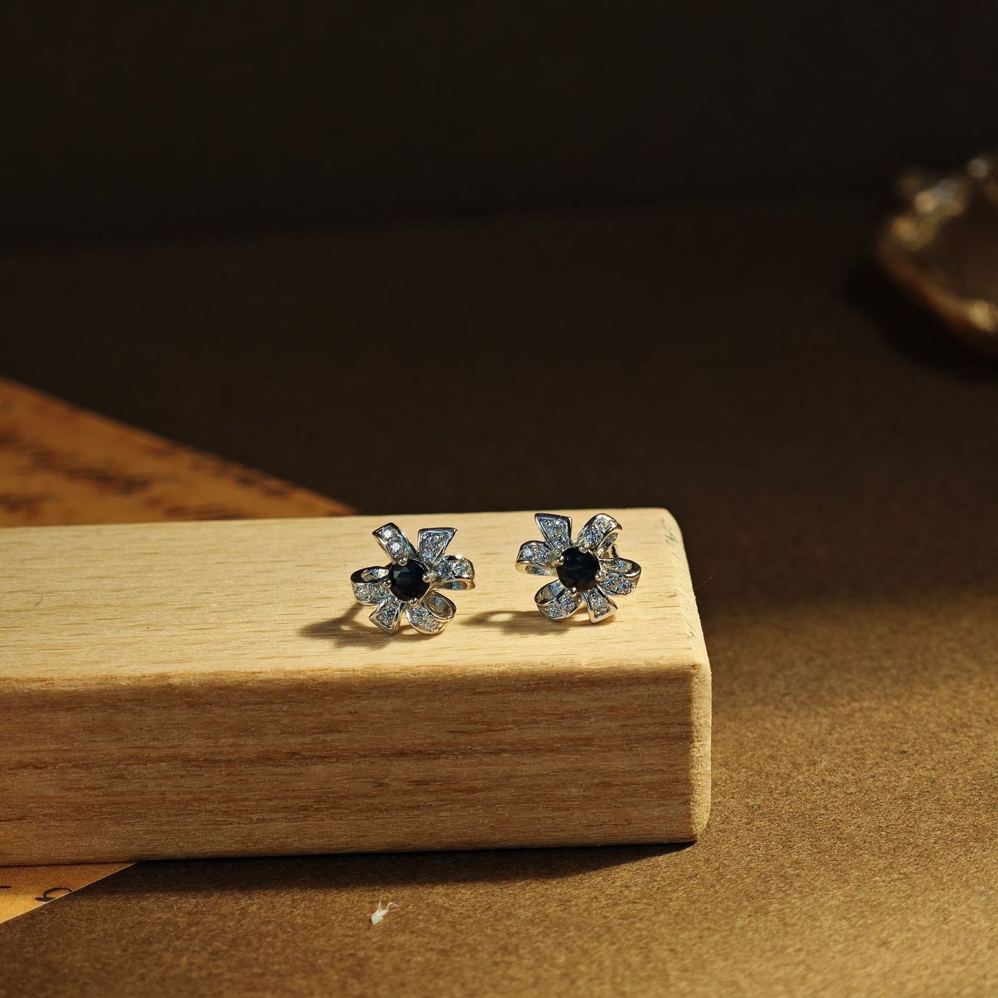 S925 Sterling Silver Jewelry Earrings Natural Sapphire Gemstone Floral Stud Earrings