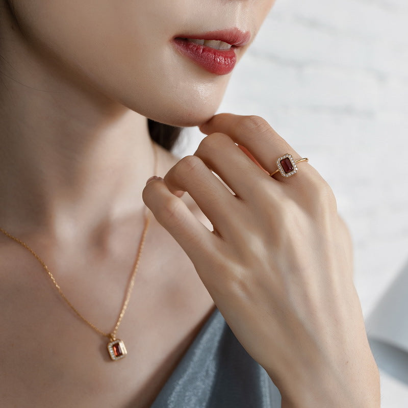 S925 Sterling Silver Jewelry Ring Natural Mozambique Garnet Gemstone Board Style Ring